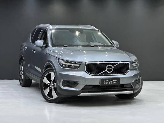 VOLVO XC40 2.0 T5 GASOLINA MOMENTUM AWD GEARTRONIC